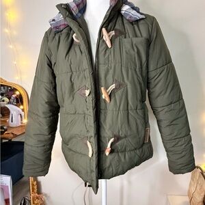Legendary Whitetails Women’s Dark Green Puffer Jacket